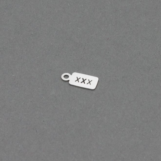 ANHÄNGER MIT PERSONALISIERTEM 3LETTERCODE